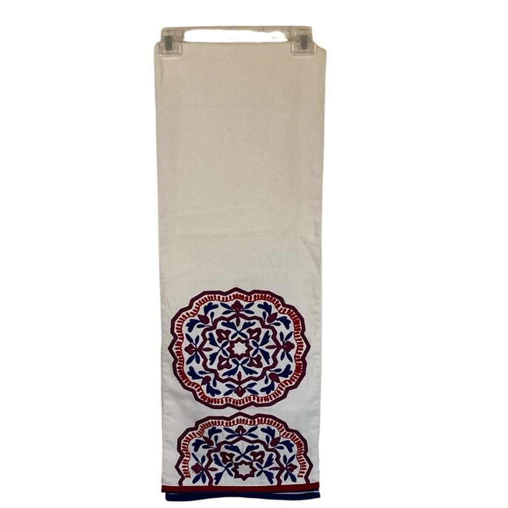 Pier 1 Red White Blue Patterned Embroidery Table Runner NWT Americana‎ Nautical